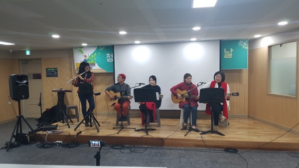 봄,여름,가을,겨울을 주제로 한 로컬 음악회